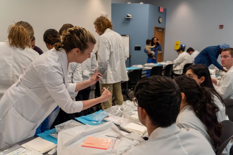 SIH Doctors Help Hone Student Suture Skills | Southern Illinois Healthcare