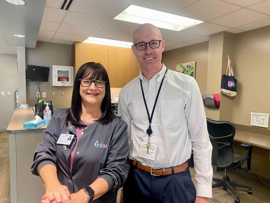 Lori Cohen, radiation oncology manager, and Michael Little, MD, radiation oncologist at the SIH Cancer Institute.